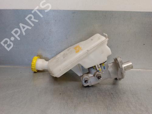 Used Brake master cylinder OPEL CROSSLAND X / CROSSLAND (P17, P2QO) 1.2 (75) (131 hp) 13719714