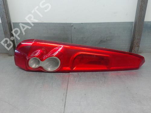 Used Left taillight FORD FIESTA V (JH_, JD_) 1.4 TDCi (68 hp) 17542243