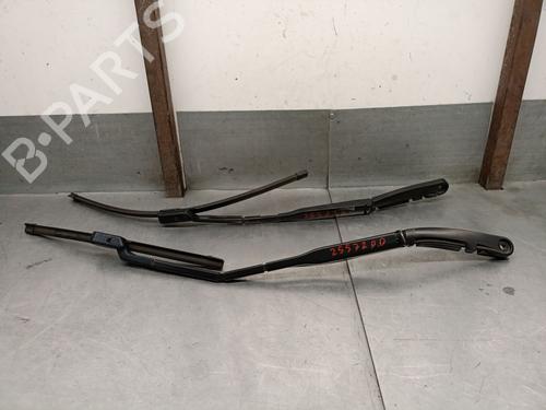 Used Front windshield wiper arm Front windshield wiper arm VOLVO XC60 II (246) D5 AWD (235 hp) 36354427 36354427