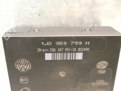 Electronic module VW GOLF IV (1J1) 1.6 | BP26606047M83 