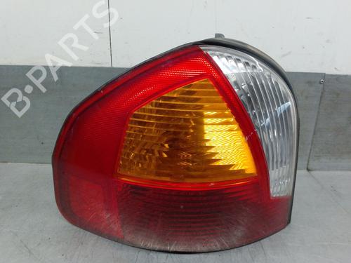 Used Left taillight HYUNDAI SANTA FÉ I (SM) 2.0 CRDi (113 hp) 27598328