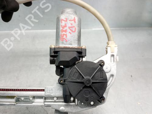 Lève-vitre arrière droit RENAULT SCÉNIC I MPV (JA0/1_, FA0_) 1.9 dCi RX4 | BP29938326C25