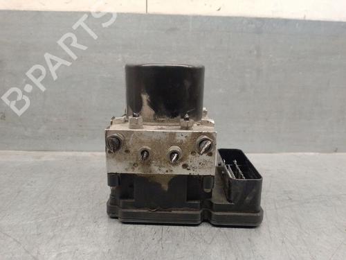 Used ABS pump FORD FOCUS III Turnier 1.6 TDCi (115 hp) 31915579