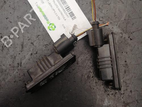 Used Licence plate light SEAT LEON (1P1) [2005-2013]  15888359