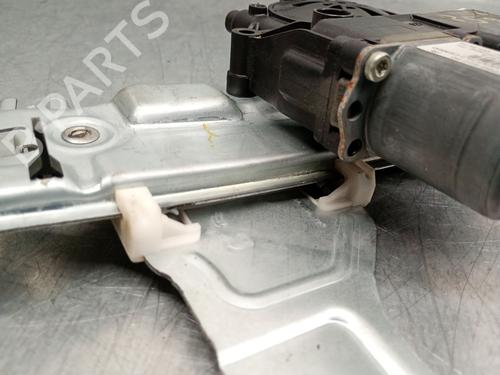 Rear left window mechanism PEUGEOT 2008 I (CU_) 1.2 THP 110 / PureTech 110 | BP29324993C24 