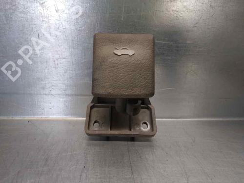 Używane Klamka zewnętrzna drzwi przednich prawych DAEWOO REZZO (U100) 2.0 (121 hp) 10139630