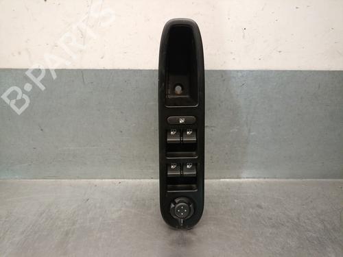 left-front-window-switch-alfa-romeo-159-939_-2005-2006-2007-2008-2009-2010-2011-2012-39268760 main image
