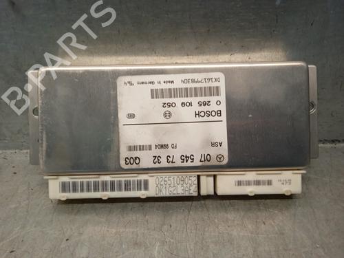 Used ESP ECU MERCEDES-BENZ C-CLASS (W202) C 180 (202.018) (122 hp) 12117739