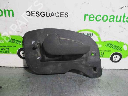 Poignée intérieure avant gauche OPEL COMBO Box Body/MPV 1.7 CDTI 16V (101 hp) 3216715
