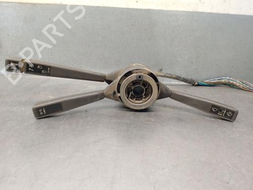 Used Headlight switch Headlight switch IVECO DAILY II Platform/Chassis 49-10 (13050211, 13050231, 13050304, 13050311, 13050331,... (103 hp) 34251979 34251979