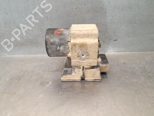 Pompa ABS Pompa ABS RENAULT TRAFIC II Van (FL) 1.9 dCi 100 (FL0C, FL0K, FL0B) (101 hp) 36527923 36527923
