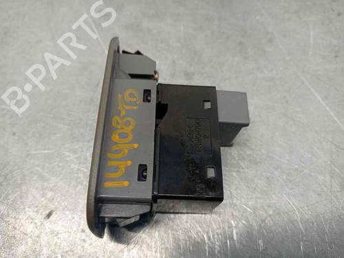 Right rear window switch DAEWOO NUBIRA Saloon (J200) 1.8 | BP8887378I28 