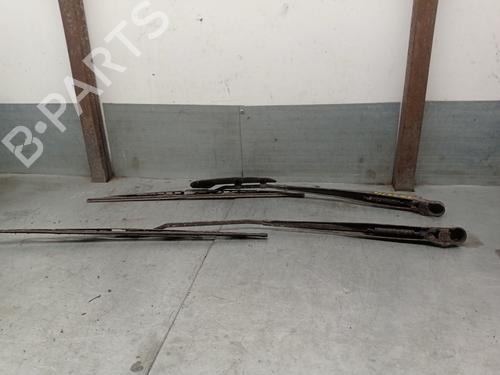 Front windshield wiper arm CHRYSLER NEW YORKER 3.5 i 24V | BP22728664C143