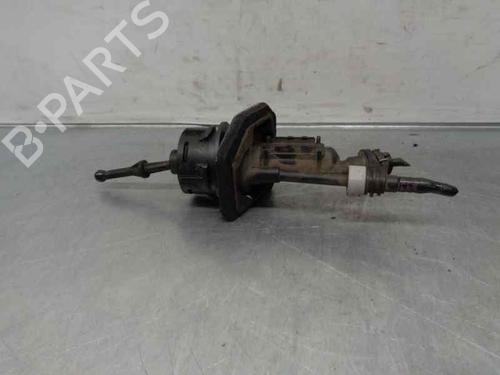 Used Clutch slave cylinder FORD FOCUS II Convertible [2006-2010]  21019817
