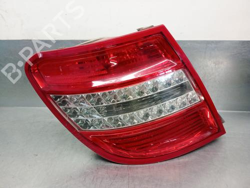 Used Left taillight MERCEDES-BENZ C-CLASS (W204) C 320 CDI (204.022) (224 hp) 27889969