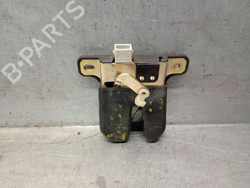 tailgate-lock-audi-a4-b5-8d2-1994-1995-1996-1997-1998-1999-2000-2001-31852874 main image