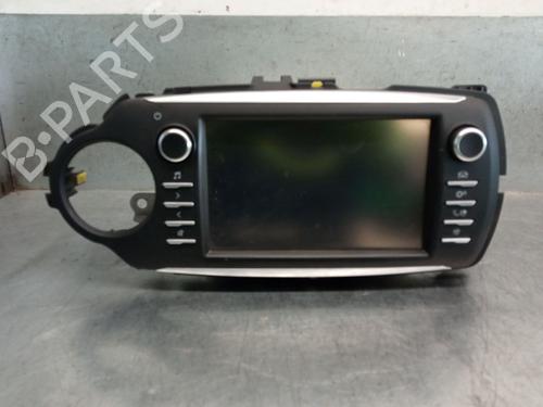 Used Display monitor TOYOTA YARIS (_P13_) 1.5 Hybrid (NHP130_, NHP130) (101 hp) 27713162