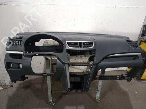 Used Dashboard Dashboard 37418047 37418047