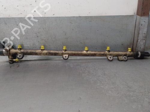 Used Injection rail Injection rail 37464992 37464992