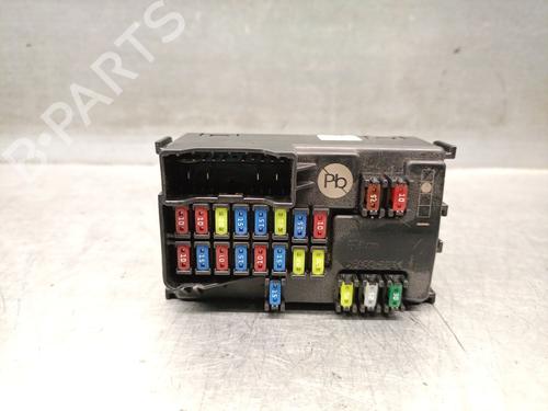 Used Fuse box Fuse box 26542874 26542874