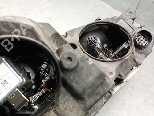 Left headlight JAGUAR F-PACE (X761) 2.0 TD4 | BP32319405C28