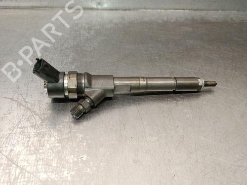 Used Injector Injector TOYOTA YARIS (_P9_) 1.4 D-4D (NLP90_, NLP90R) (90 hp) 39531431 39531431