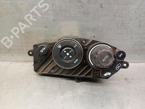 Used Climate control HONDA CIVIC VIII Hatchback (FN, FK) 1.4 (FK1, FN4) (100 hp) 25240378