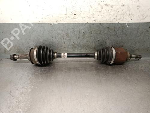 Used Left front driveshaft Left front driveshaft TOYOTA YARIS (_P9_) 1.4 D-4D (NLP90_, NLP90R) (90 hp) 33120842 33120842