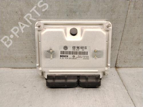 engine-control-unit-ecu-skoda-superb-i-3u4-2001-2002-2003-2004-2005-2006-2007-2008-36562408 main image