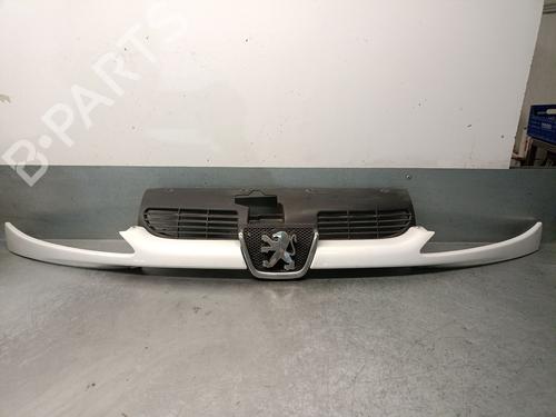 Grill Grill PEUGEOT 206 Hatchback (2A/C) 1.1 i (60 hp) 38911183 38911183
