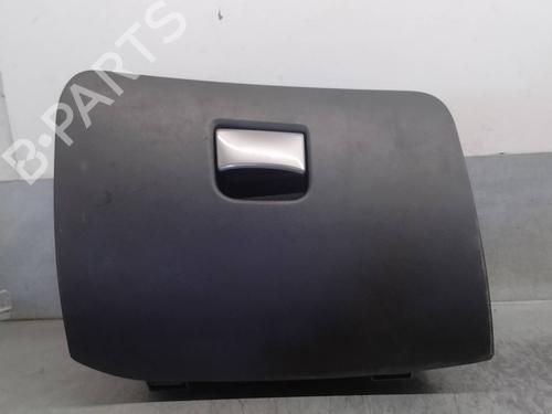 Used Glove box ALFA ROMEO MITO (955_) 1.3 MultiJet (955AXP1A, 955AYC1A) (95 hp) 17462075