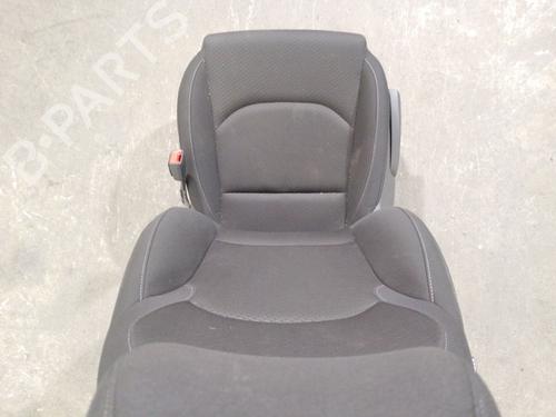 Right front seat HYUNDAI i30 FASTBACK (PDE, PDEN) 1.4 T-GDI | BP36037897C16 - Image 5