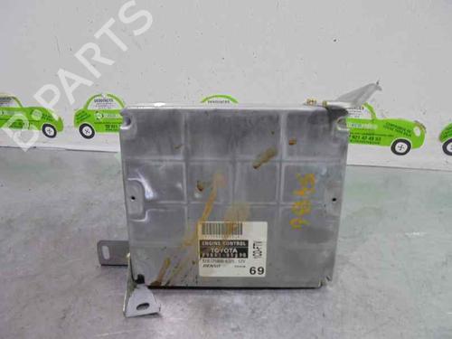 Used Engine control unit (ECU) TOYOTA AVENSIS (_T25_) 2.0 D-4D (CDT250_, CDT250R) (116 hp) 2318048