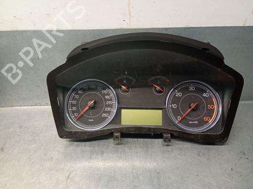 Used Instrument cluster Instrument cluster FIAT CROMA (194_) 1.9 D Multijet (194AXC1B, 194AXC12) (150 hp) 34611695 34611695