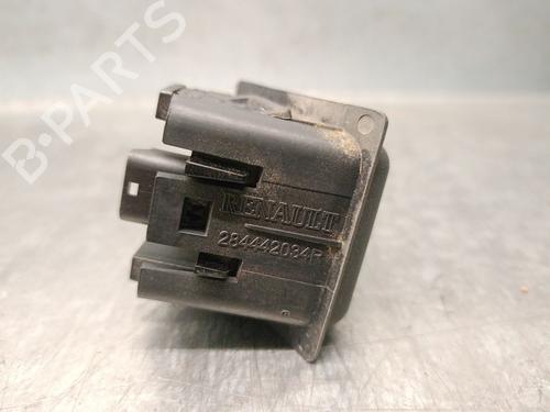 Electronic module DACIA DUSTER (HM_) 1.5 dCi 115 4x4 (HMAD) | BP32137374M83 