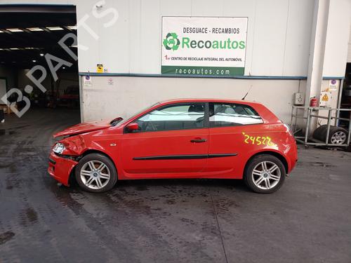 Used Parts FIAT STILO (192_) 1.9 D Multijet 4403351