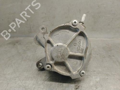 Used Vacuum pump VOLVO S40 II (544) 2.0 D (136 hp) 30527889