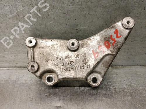 engine-mount-mercedes-benz-e-class-w212-2009-2010-2011-2012-2013-2014-2015-2016-33814305 main image