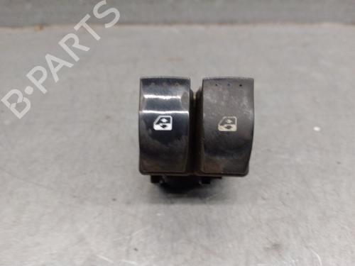 Interrupteur de vitre avant gauche RENAULT TRAFIC II Bus (JL) 2.0 dCi 115 (JL00, JL01, JL0H, JL0M, JL0U) (114 hp) 30961010