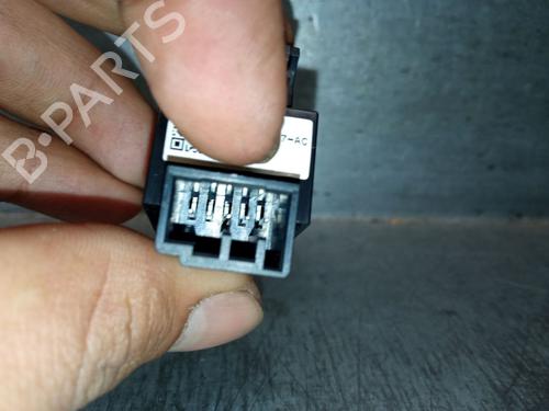 Left rear window switch JAGUAR F-PACE (X761) 2.0 TD4 | BP30145283I29 