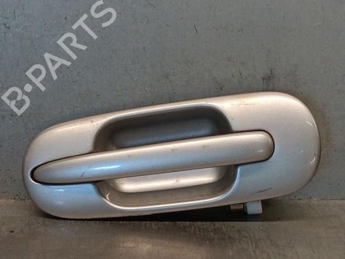 Used Rear right exterior door handle Rear right exterior door handle HONDA CR-V I (RD) 2.0 16V 4WD (RD1, RD3) (128 hp) 35966517 35966517