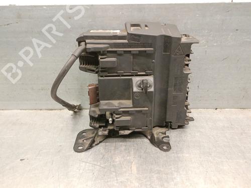 Used Fuse box PEUGEOT 308 II (LB_, LP_, LW_, LH_, L3_) 1.2 THP 130 (131 hp) 28514083