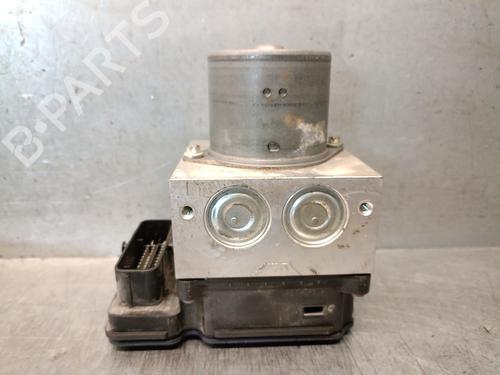 Used ABS pump MERCEDES-BENZ GLE (W166) 250 d 4-matic (166.004) (204 hp) 32390109