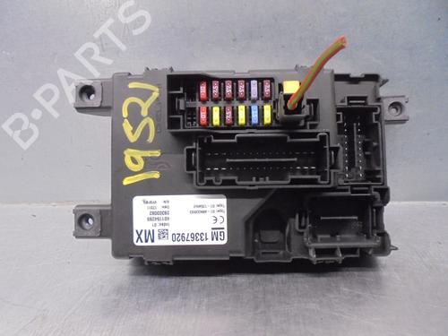 Used Fuse box OPEL CORSA D (S07) [2006-2015]  16533113