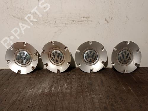 Used Hub cap VW PASSAT B6 (3C2) 2.0 TDI (140 hp) 25808057
