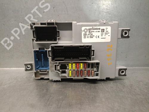 Used Fuse box Fuse box FIAT PANDA (312_, 319_) 1.2 (312PXA1A) (69 hp) 39666991 39666991