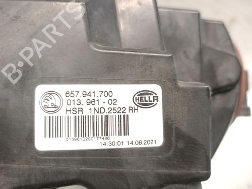 Right front fog light SKODA SCALA (NW1) 1.0 TSI | BP29040158C31 