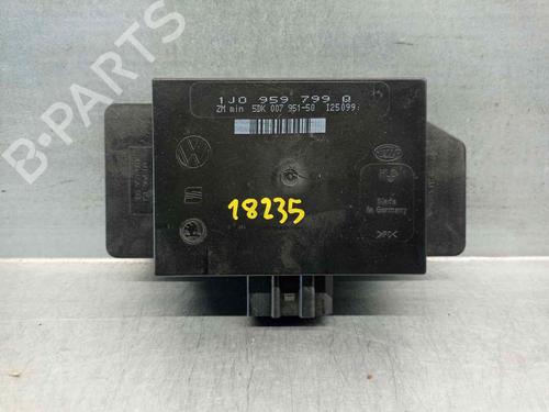 Used Electronic module VW PASSAT B5 (3B2) 1.9 TDI (115 hp) 13719338