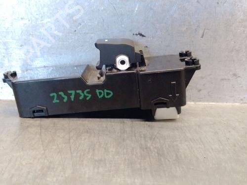 Right front window switch HYUNDAI TUCSON (TL, TLE) 1.7 CRDi | BP29588786I26 