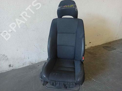 Stoel rechts voor VOLVO S40 I (644) 1.9 DI (115 hp) 10720004
